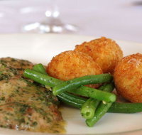 The Foreshore Bar  Restaurant - Yamba Accommodation