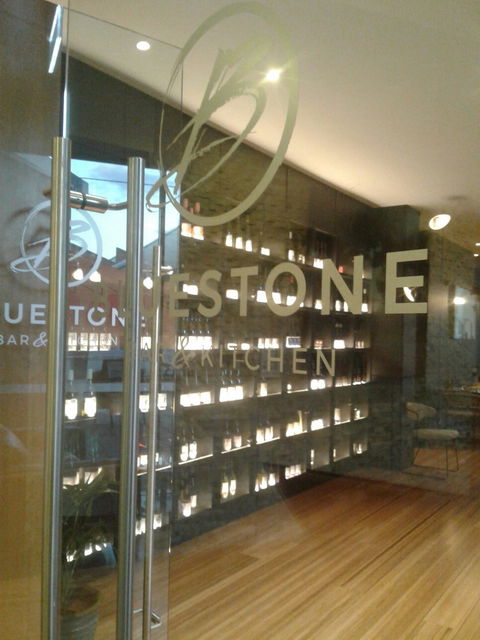 Bluestone Bar & Kitchen - Yamba Accommodation 4