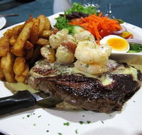 Maloneys Restaurant - Yamba Accommodation