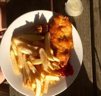 The Fish. Van - Yamba Accommodation