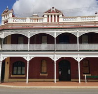 Castle Hotel Bistro - Yamba Accommodation