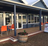 DeckChair Cafe - Yamba Accommodation