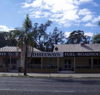 Threeways Roadhouse  Tavern - Yamba Accommodation