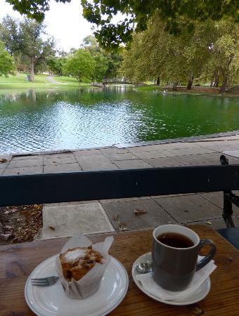Arnies - Yamba Accommodation 0