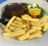 Prince of Wales Hotel - Yamba Accommodation
