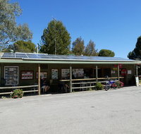 Walker Flat General Store - Yamba Accommodation