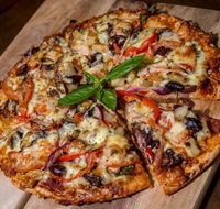 Claudies Wine Bar  Pizzeria - Yamba Accommodation