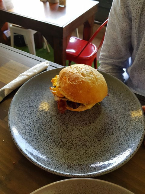 Hedge Espresso - Yamba Accommodation 1