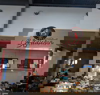 Addiction Coffee Bar - Yamba Accommodation