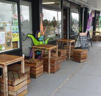 Charlie's Raw Squeeze Clontarf - Yamba Accommodation