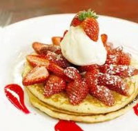 Coffee Hub and Home - Yamba Accommodation