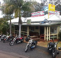 Apple Tree Creek Hotel - Yamba Accommodation