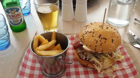 Kew VIC Yamba Accommodation