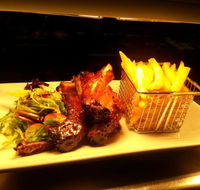 Pathfinder Restaurant  Bar - Yamba Accommodation
