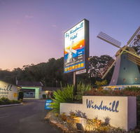 The Big Windmill Motor Lodge - Yamba Accommodation