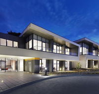 Quarters At Flinders Hotel - Yamba Accommodation