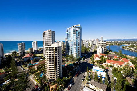 Wyndham Surfers Paradise Resort - Yamba Accommodation 0