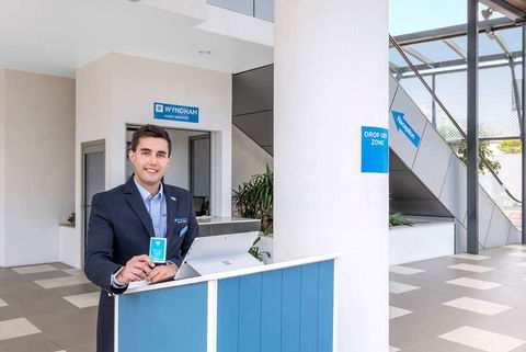 Wyndham Surfers Paradise Resort - Yamba Accommodation 4