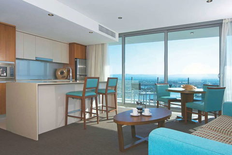 Wyndham Surfers Paradise Resort - Yamba Accommodation 8