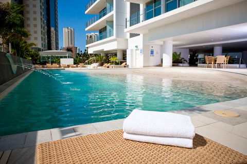 Wyndham Surfers Paradise Resort - Yamba Accommodation 10