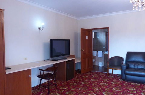 Meramie Motor Inn - Yamba Accommodation 9