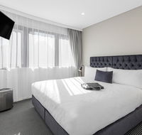 Meriton Suites Kent Street - Yamba Accommodation