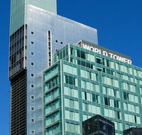 Meriton Suites World Tower - Yamba Accommodation
