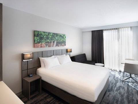 Mercure Sydney Blacktown - Yamba Accommodation 2