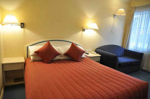 Sunrise Motor Inn - Yamba Accommodation 1
