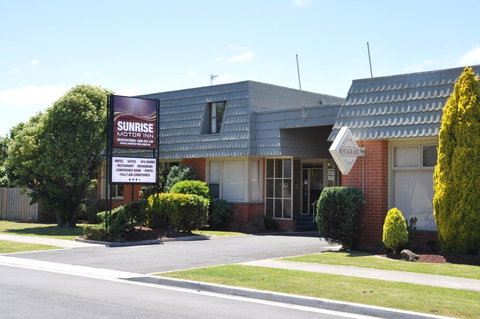 Sunrise Motor Inn - Yamba Accommodation 0