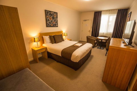 Bairnsdale International - Yamba Accommodation 7