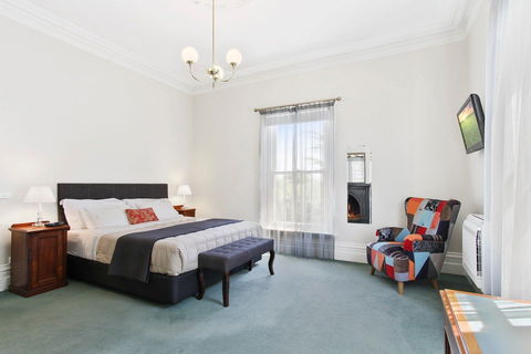 The Riversleigh - Yamba Accommodation 11
