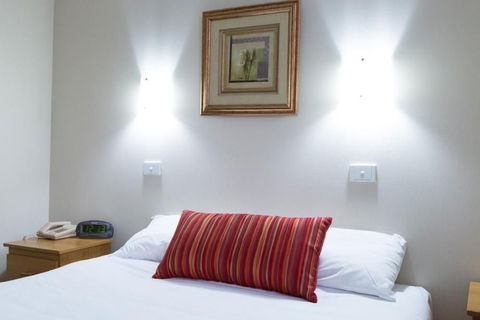 Barkly Motor Lodge - Yamba Accommodation 9