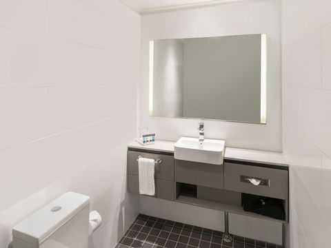 Mercure Sydney Wynyard - Yamba Accommodation 13