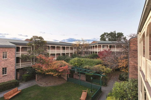 Adina Serviced Apts Canberra Kingston - Yamba Accommodation 3