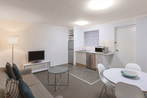 Adina Serviced Apts Canberra Kingston - Yamba Accommodation 10