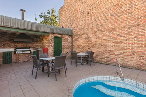 Adina Serviced Apts Canberra Kingston - Yamba Accommodation 14