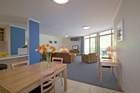 Kingston Terrace Serviced Apartments - Yamba Accommodation 3