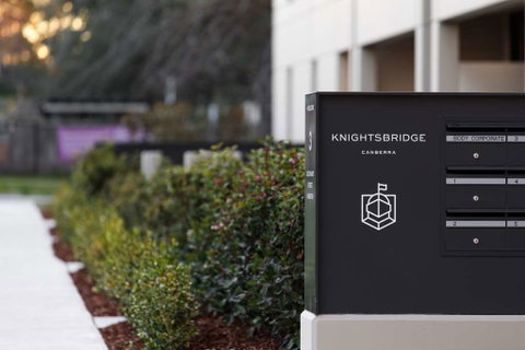 Knightsbridge Canberra - Yamba Accommodation 3