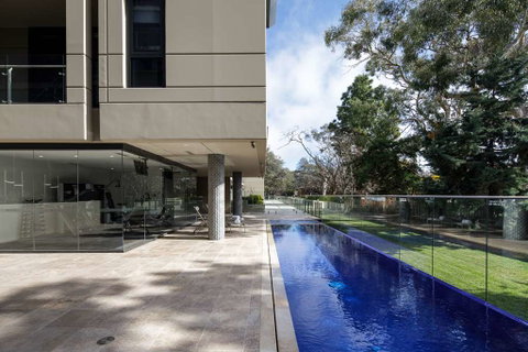 Knightsbridge Canberra - Yamba Accommodation 12