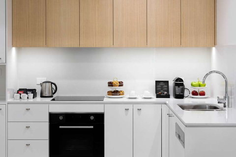 Knightsbridge Canberra - Yamba Accommodation 15