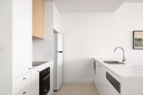 Knightsbridge Canberra - Yamba Accommodation 17