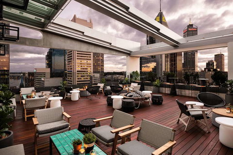 QT Perth - Yamba Accommodation 15