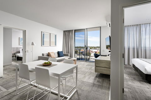 Quest Midland - Yamba Accommodation 4