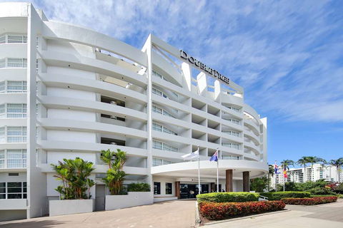 DoubleTree By Hilton Cairns - Yamba Accommodation 0