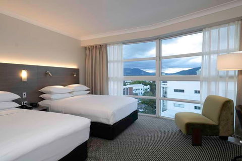 DoubleTree By Hilton Cairns - Yamba Accommodation 17