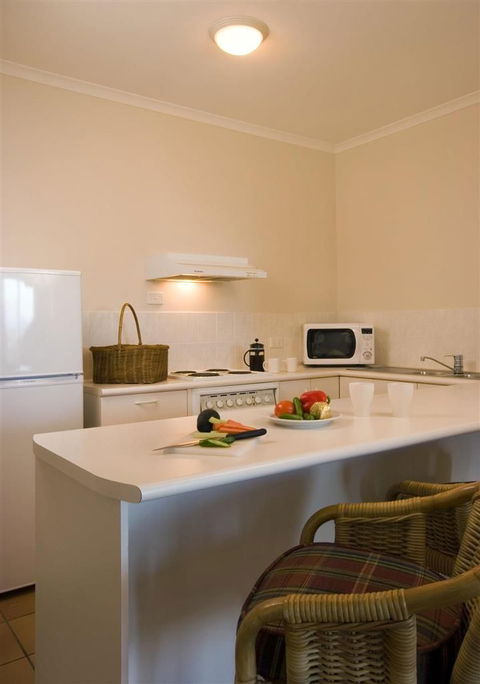 Tropic Towers Apartments - Yamba Accommodation 4