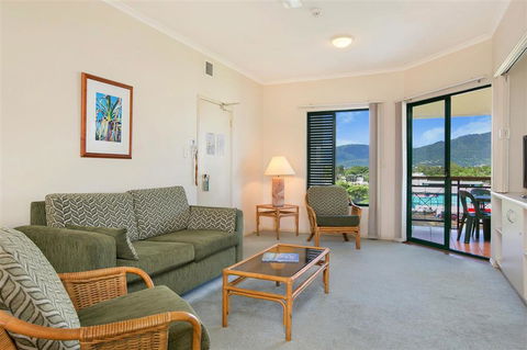Tropic Towers Apartments - Yamba Accommodation 8