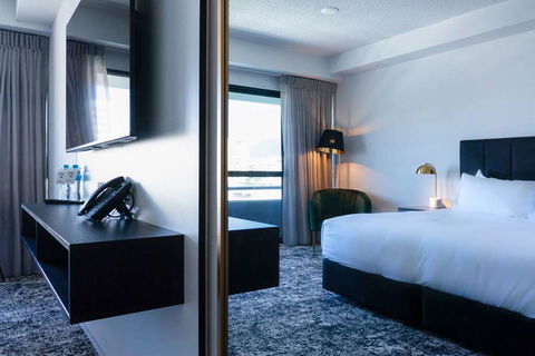 The Benson Hotel - Yamba Accommodation 5