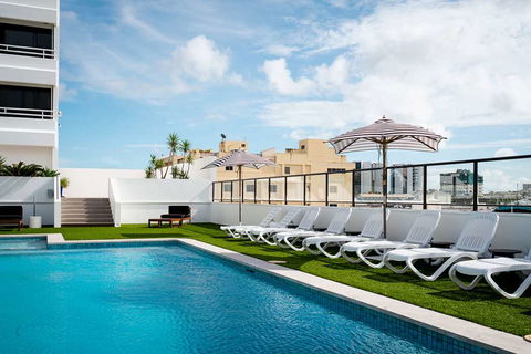 The Benson Hotel - Yamba Accommodation 10